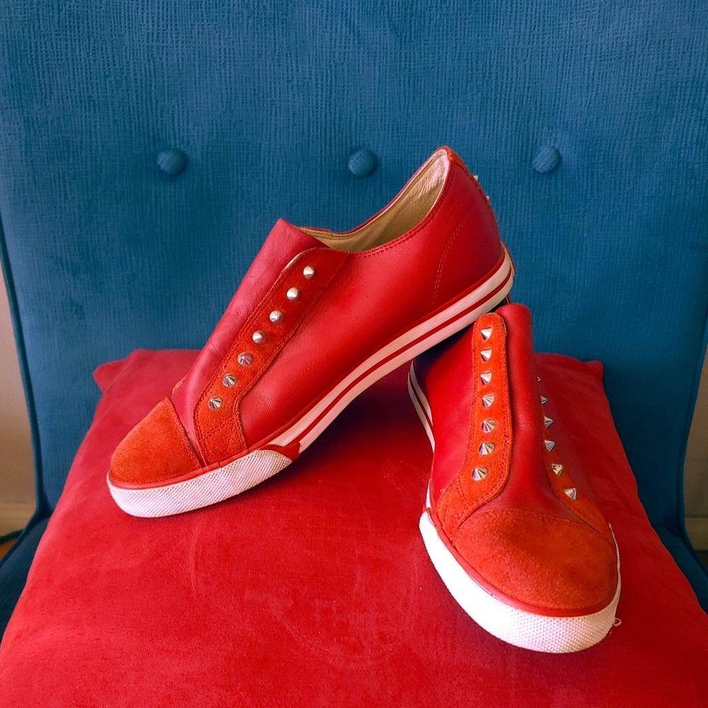 UES Rivin Leather sneakers with Studs